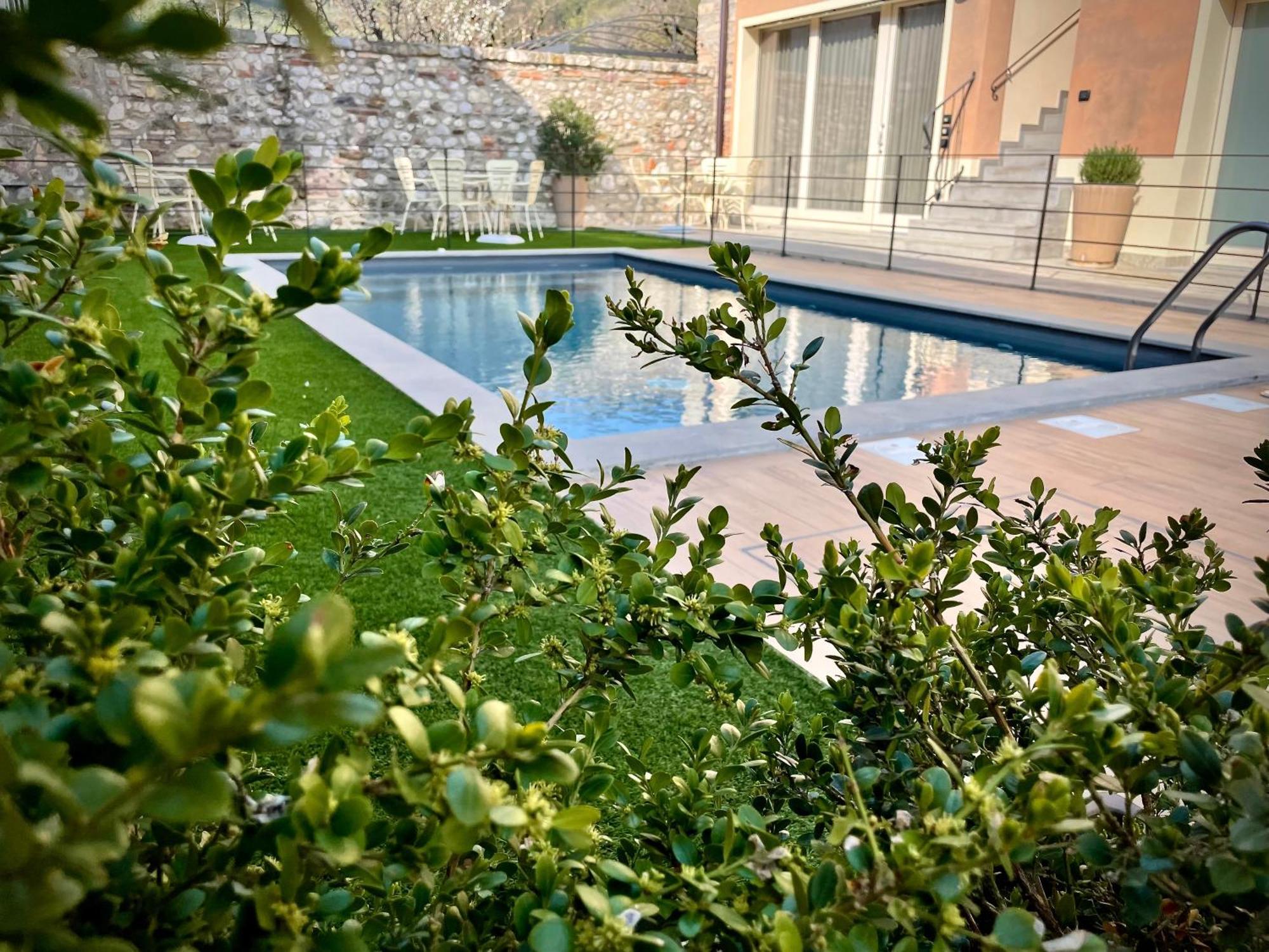 Villa Fontanelle Gardapartments Polpenazze del Garda Buitenkant foto