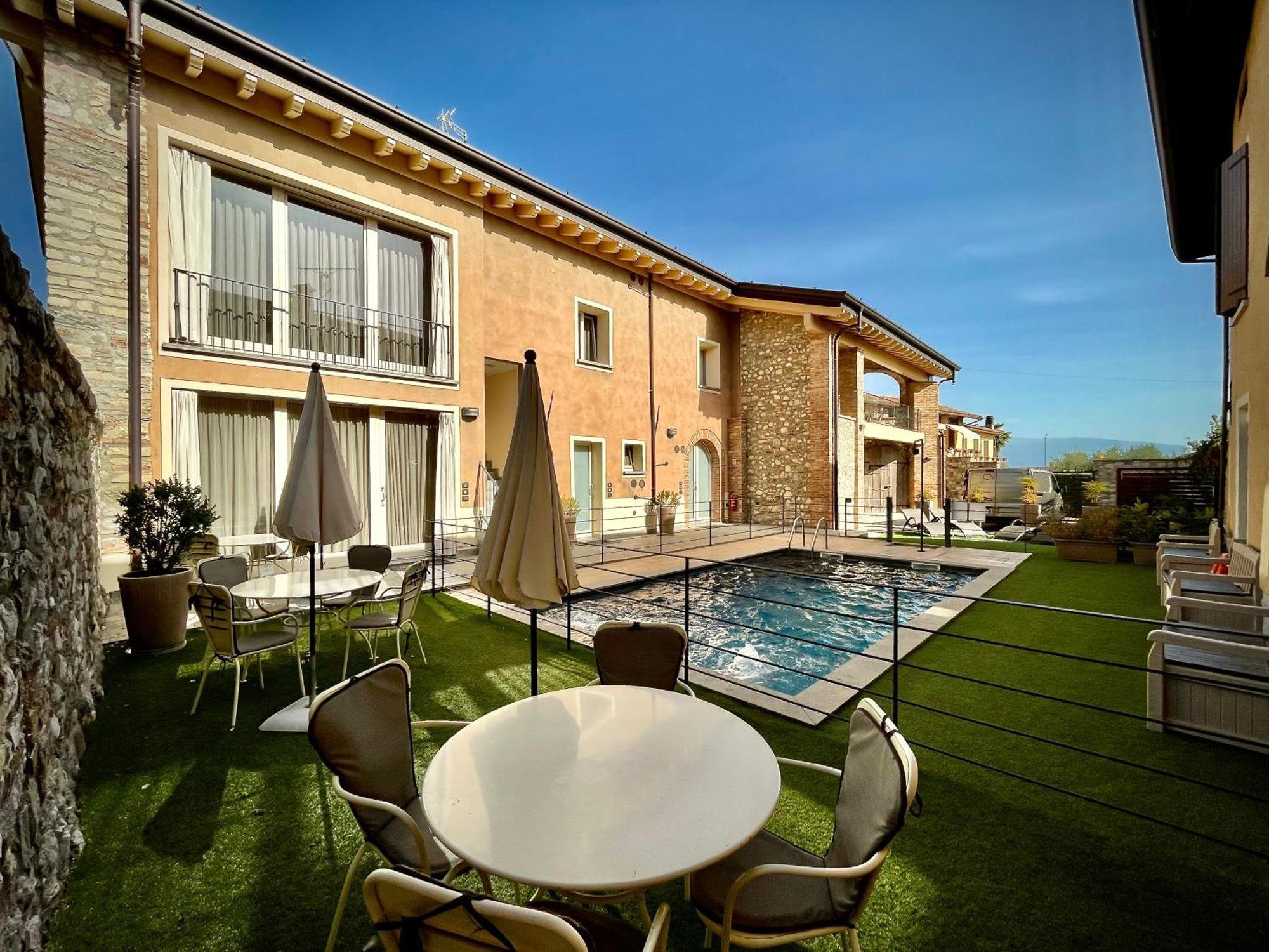 Villa Fontanelle Gardapartments Polpenazze del Garda Buitenkant foto