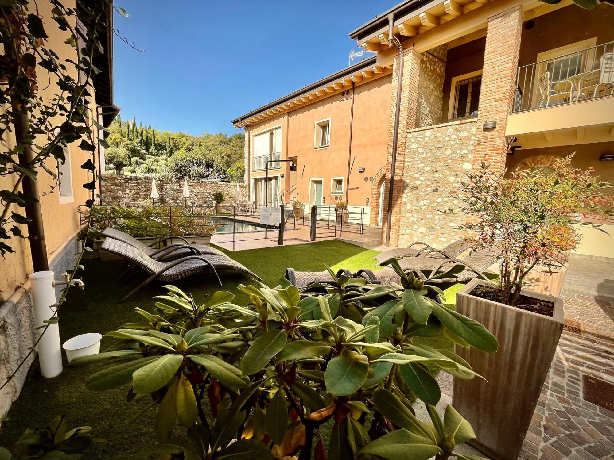 Villa Fontanelle Gardapartments Polpenazze del Garda Buitenkant foto