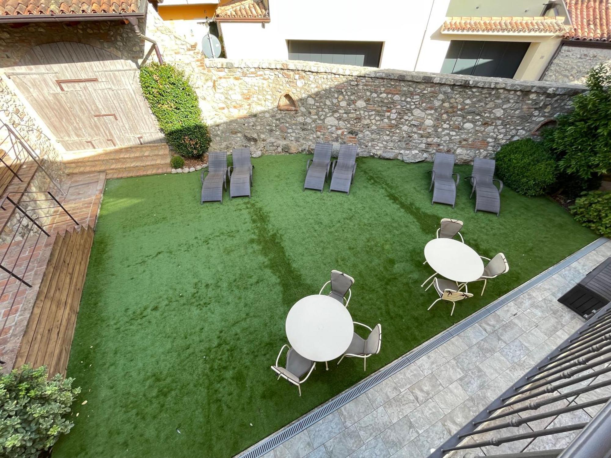 Villa Fontanelle Gardapartments Polpenazze del Garda Buitenkant foto